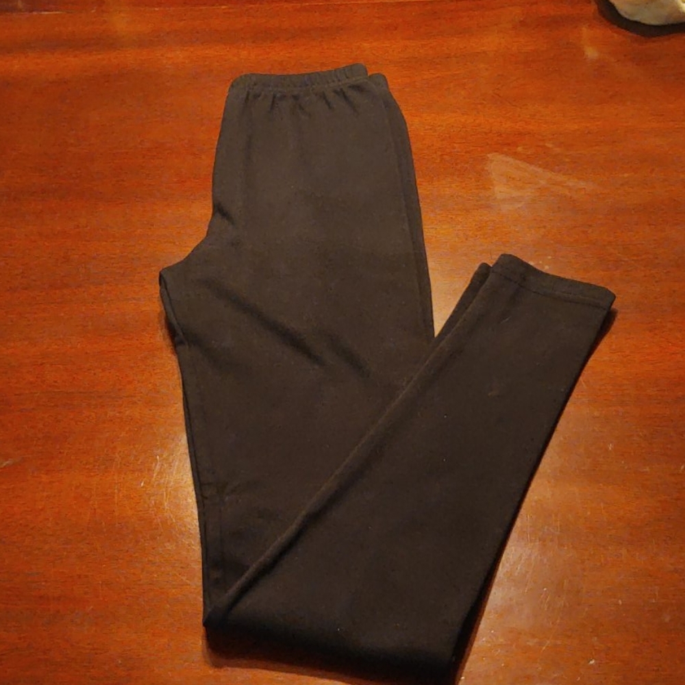 High waisted black leggings